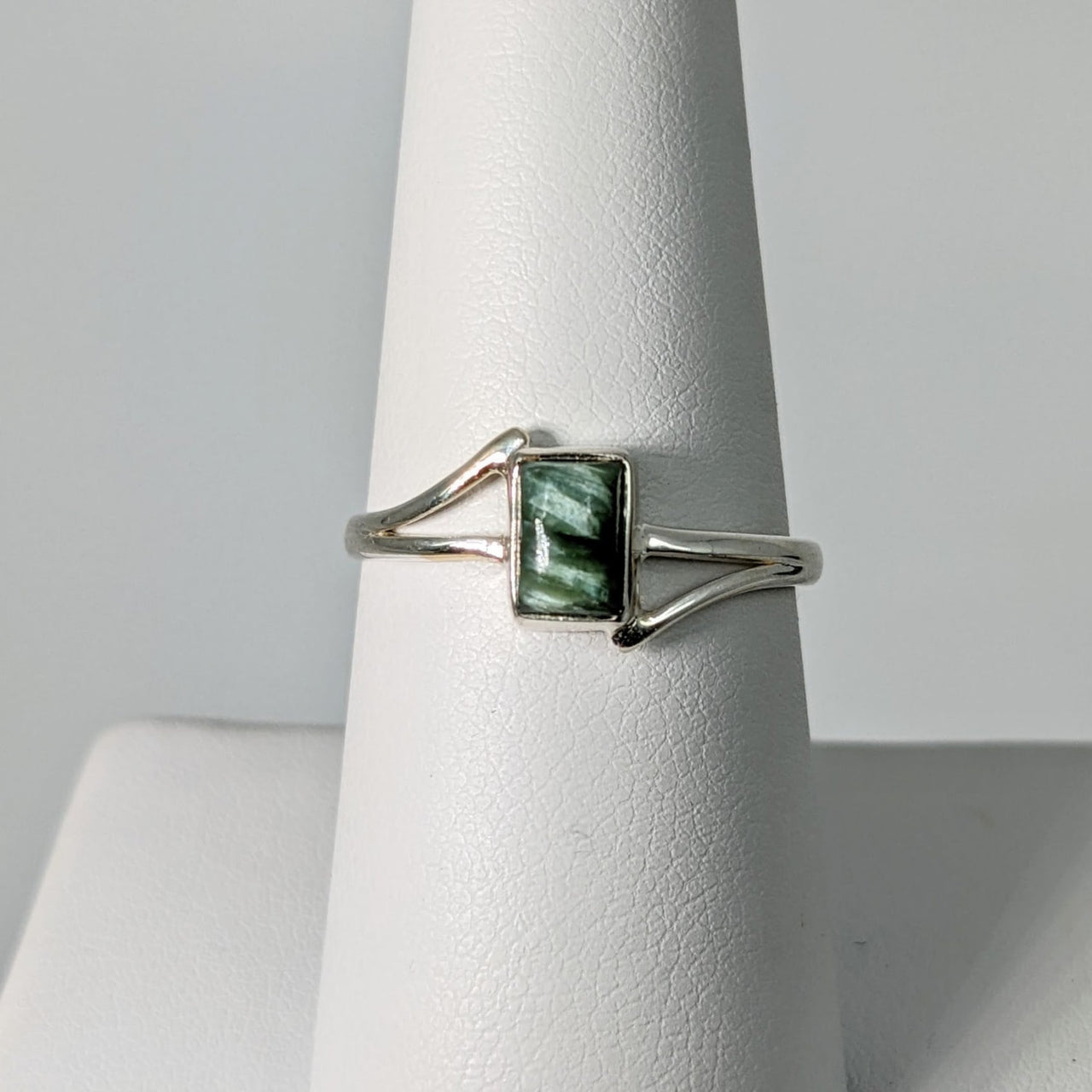 Seraphinite Rectangle Sterling Silver Dainty Ring #SK8333 - 