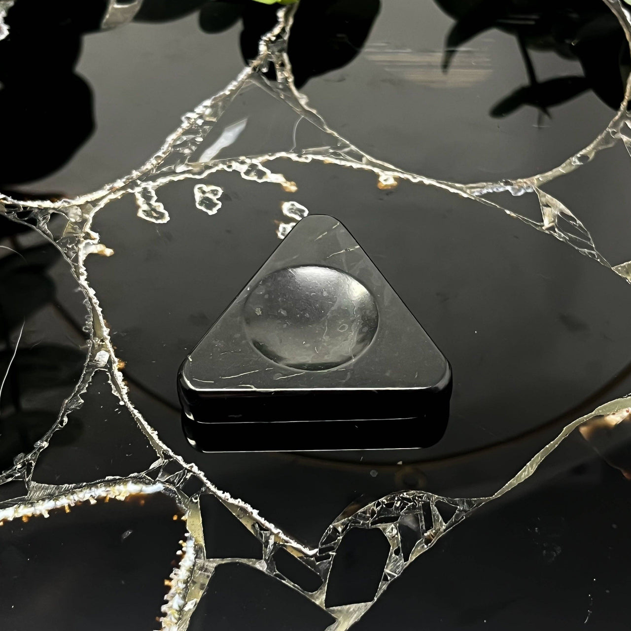 Shungite Triangle Sphere Holder #BC1281