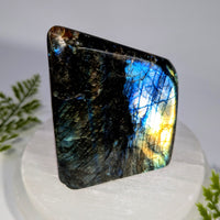 Labradorite 3.4
