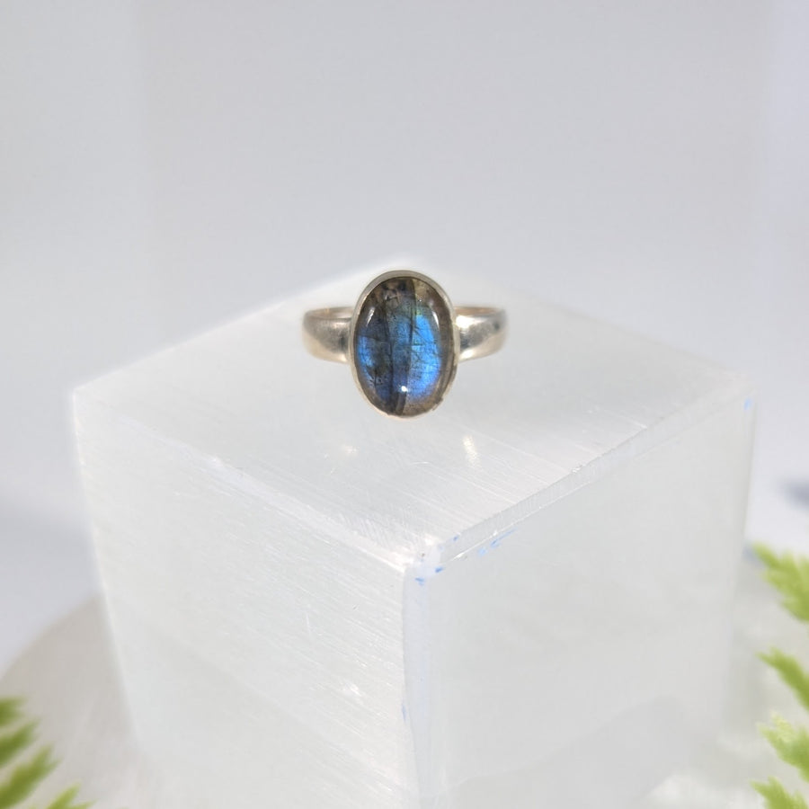 Labradorite Sz 8 Oval Ring S.S. #BC1665