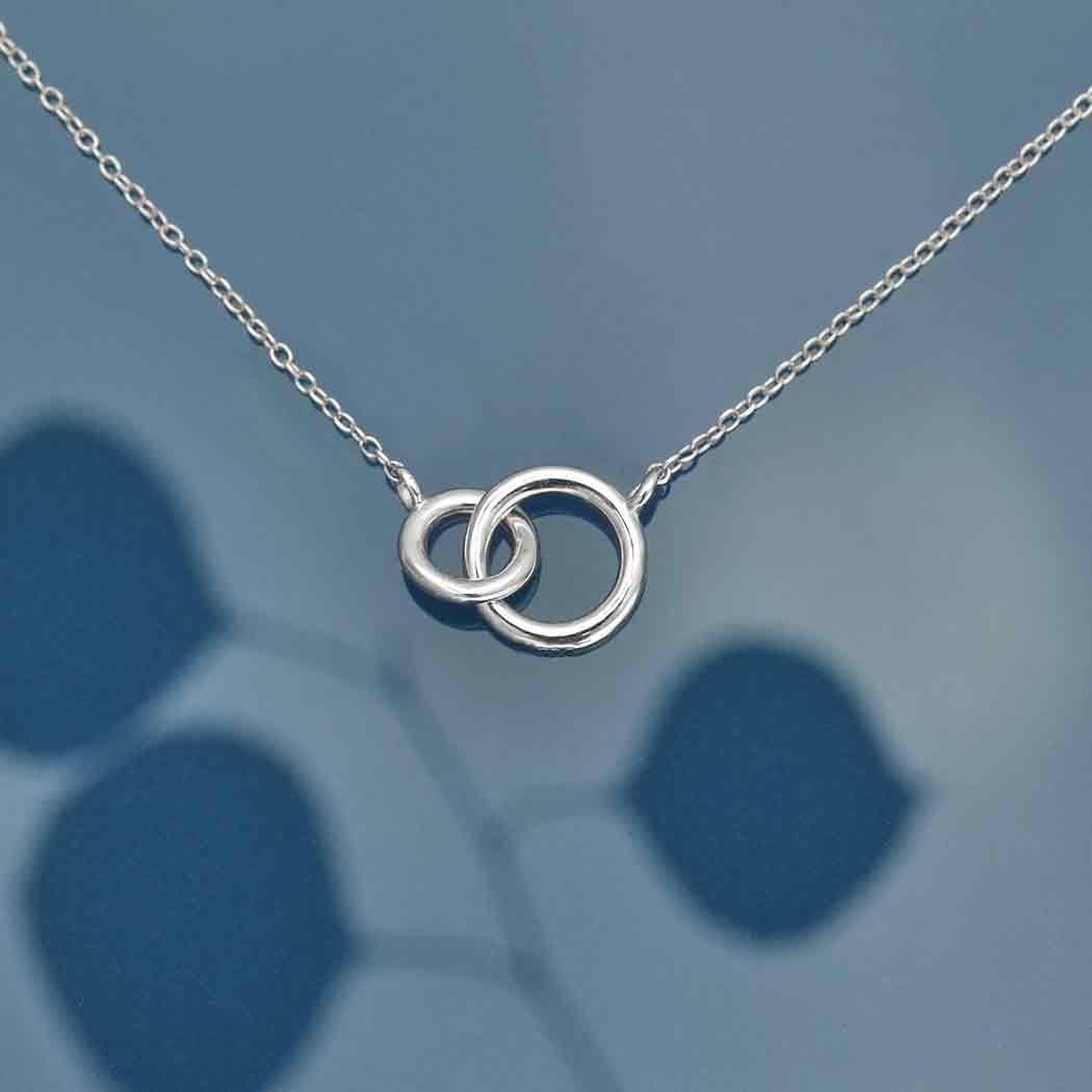 Sterling Silver Linked Circles 18” Necklace #J043