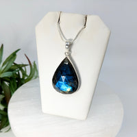 Thumbnail for Labradorite Teardrop 1.2