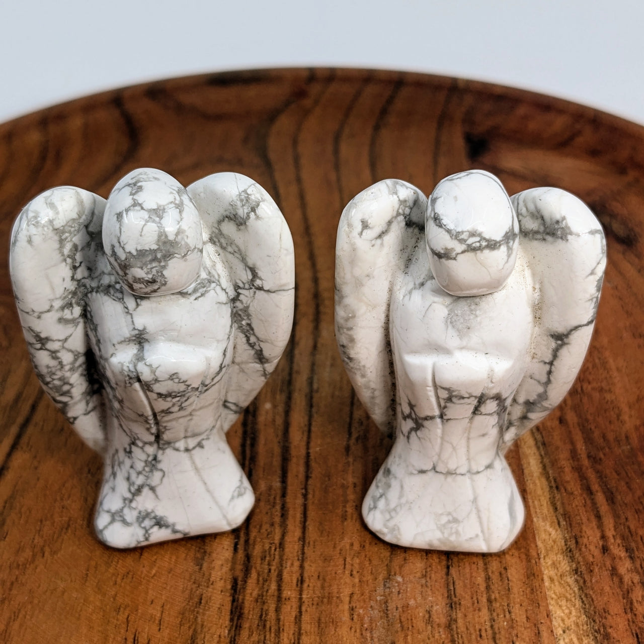 Howlite   2.3" Angel Carving #LV6537