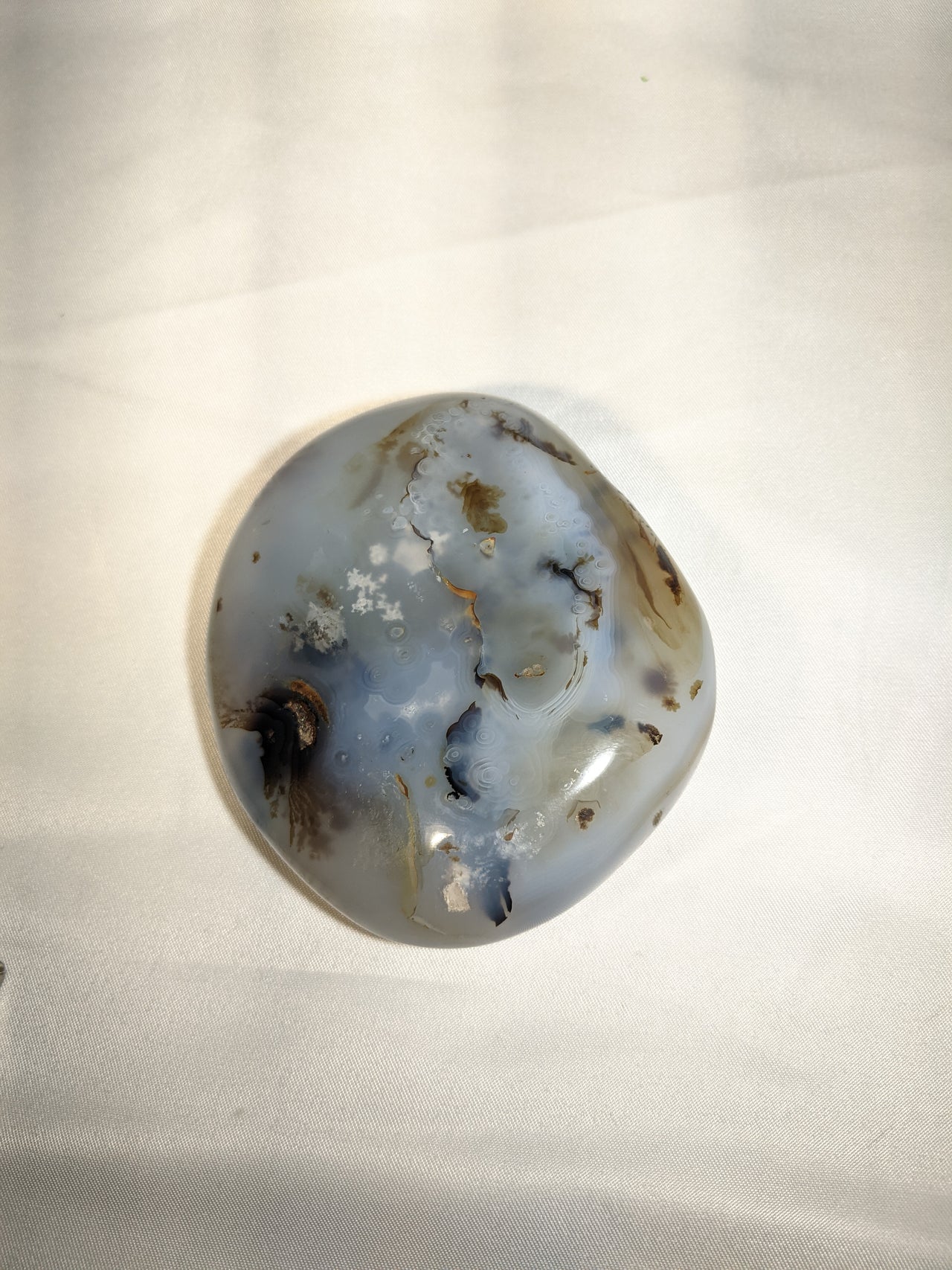 Dendrite Agate Polished Pebble (105g) #LV0971