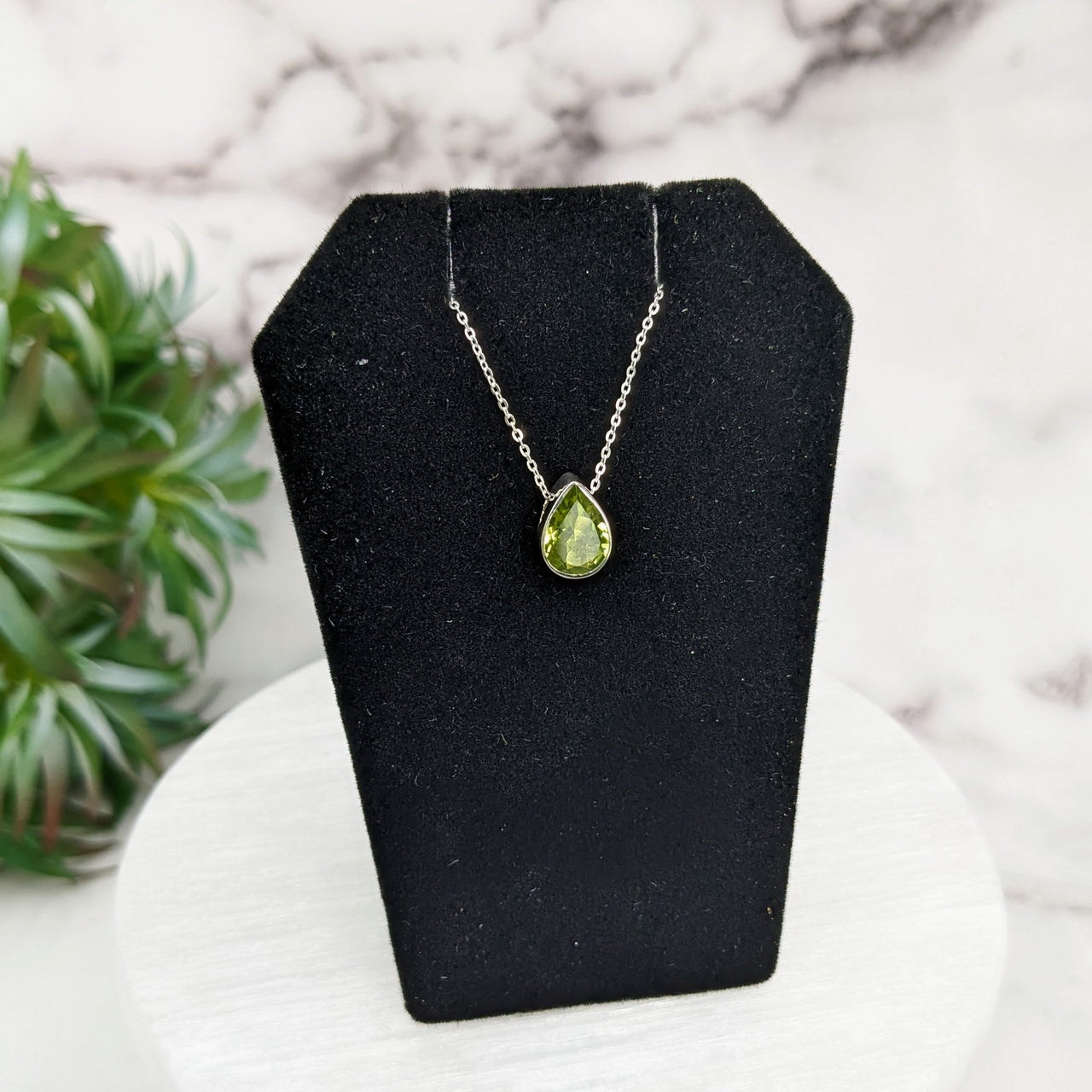 Peridot Faceted Necklace Sterling Silver Slider Pendant on 18" Chain #LV3256