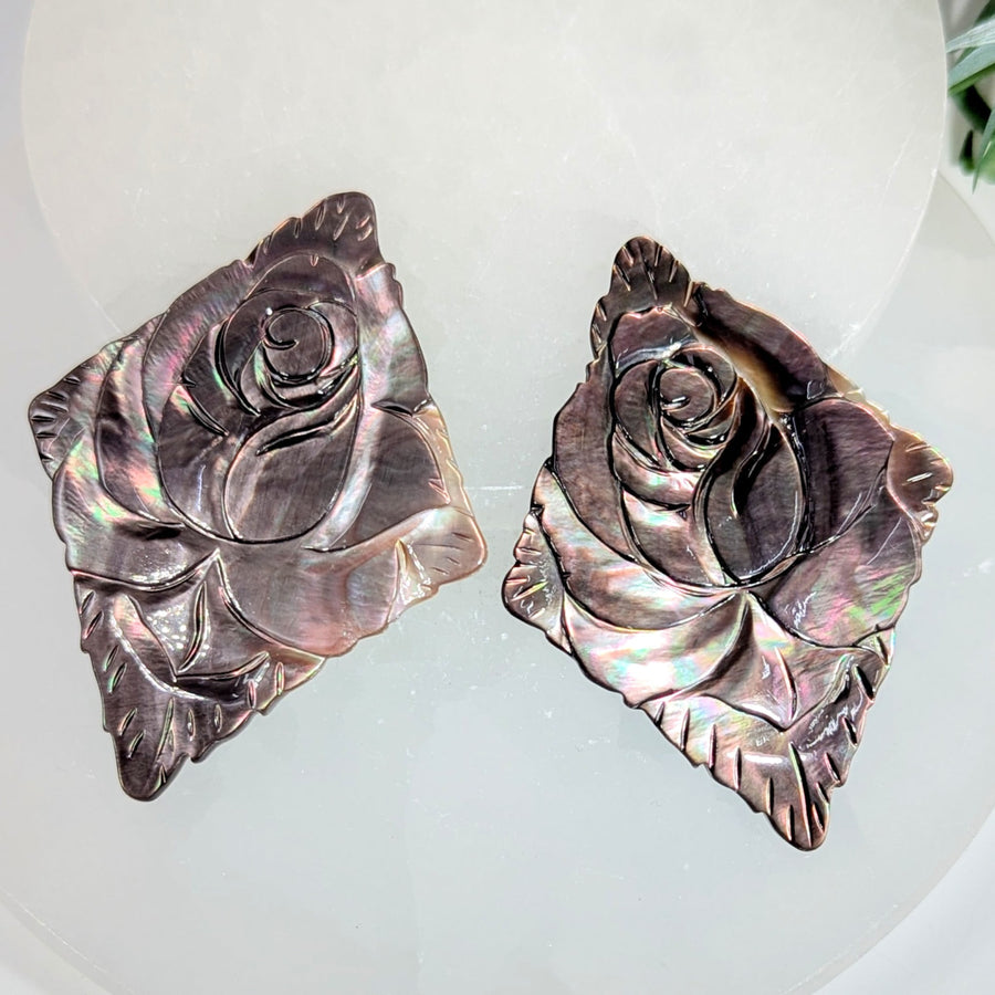Abalone Shell 2.6’’ Rose Carving #LV9915 - $32