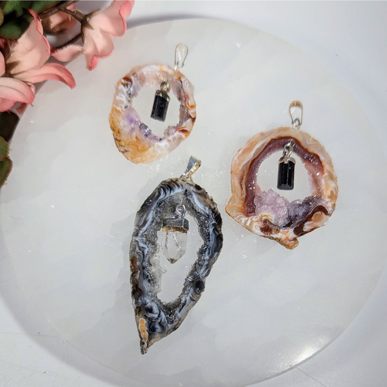 Agate Slice Pendant 1.6 2.3’’ with Crystal Dangle #LV9451
