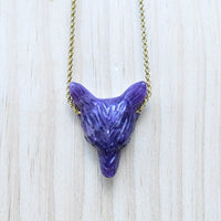 Carved purple amethyst fox head pendant on 18’’ gold chain LV9193
