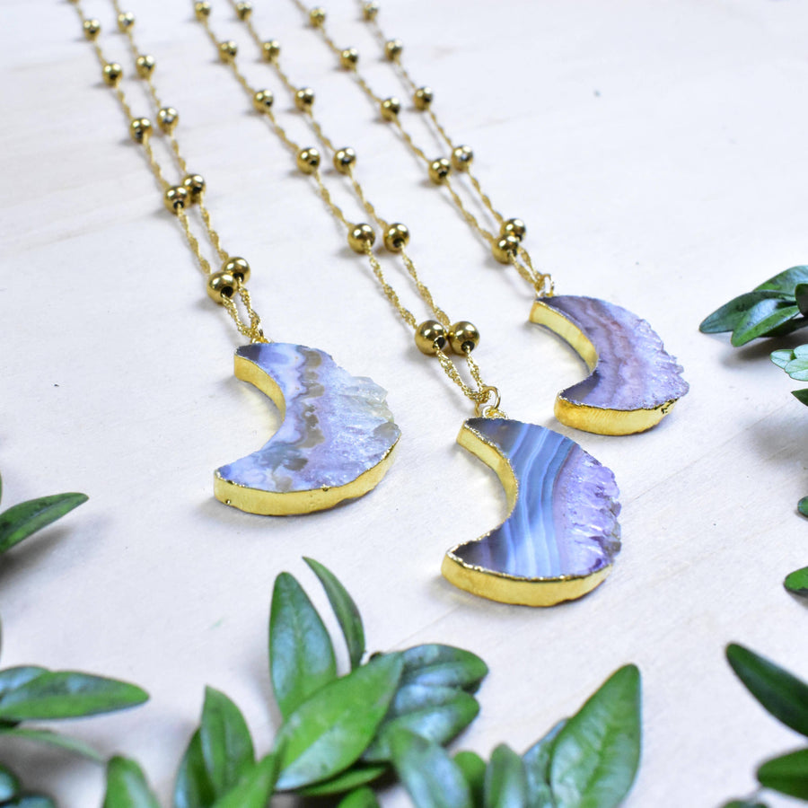 Elegant amethyst crescent moon slice 18’’ gold necklace LV9392