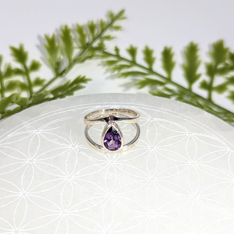Amethyst faceted size 4.5 teardrop split band ring BC1073