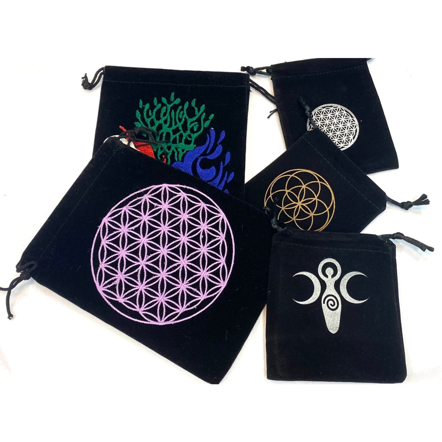 Black Velvet Pouch (Variety) #Q027: Three stylish black bags on a white surface