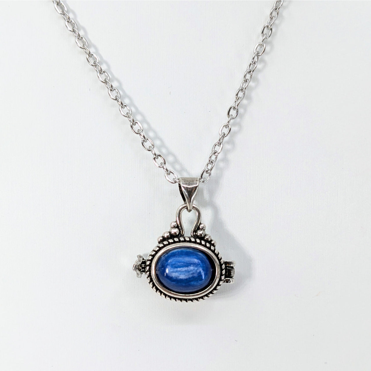 Blue Kyanite.75’’ Locket Necklace 17’’ Silver