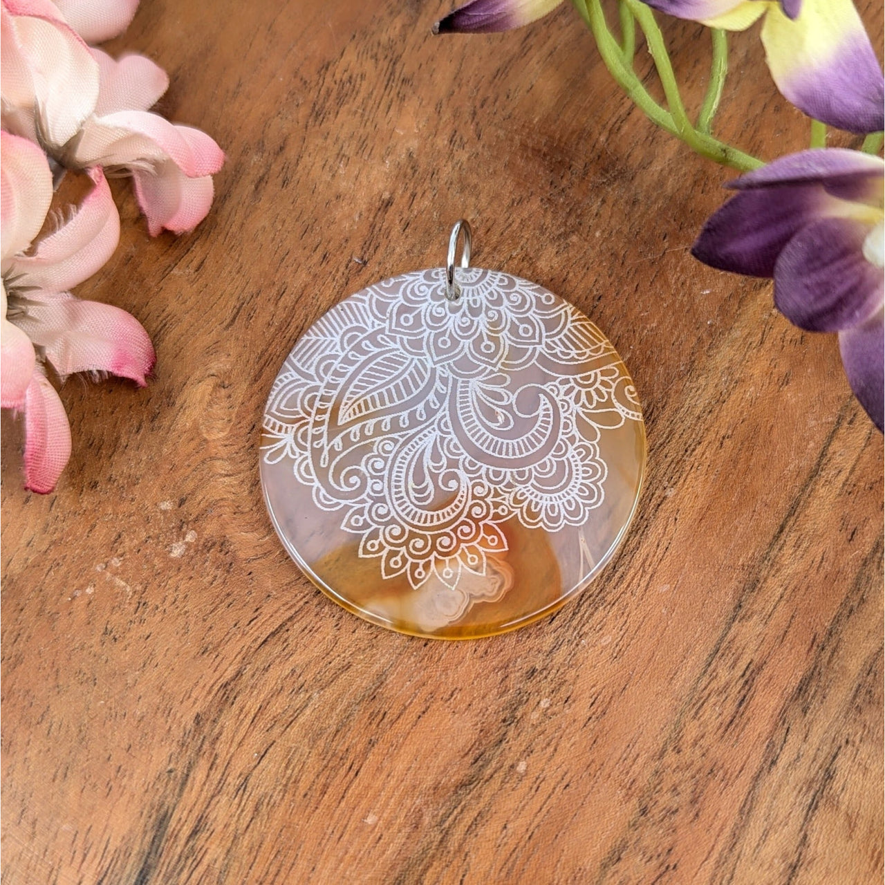 Carnelian Agate 1.7’’ Floral Etched Pendant #LV9331 - $32