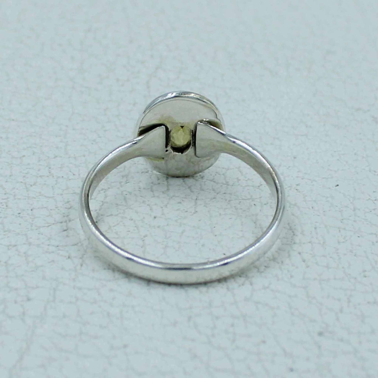 Sleek citrine or peridot oval faceted sterling silver ring BC0407