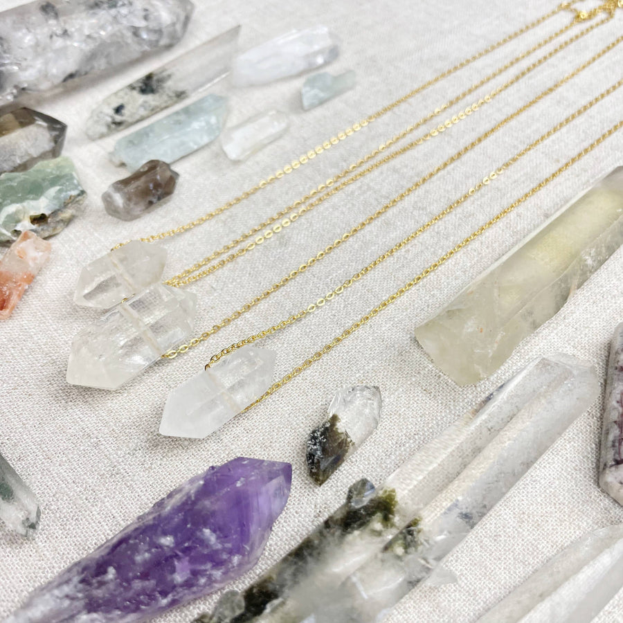 Golden chain necklace with clear quartz double terminated pendant LV9389