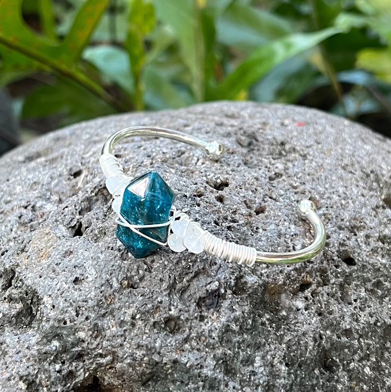 Blue Apatite Silver Bangle Cuff Bracelet #LV6181