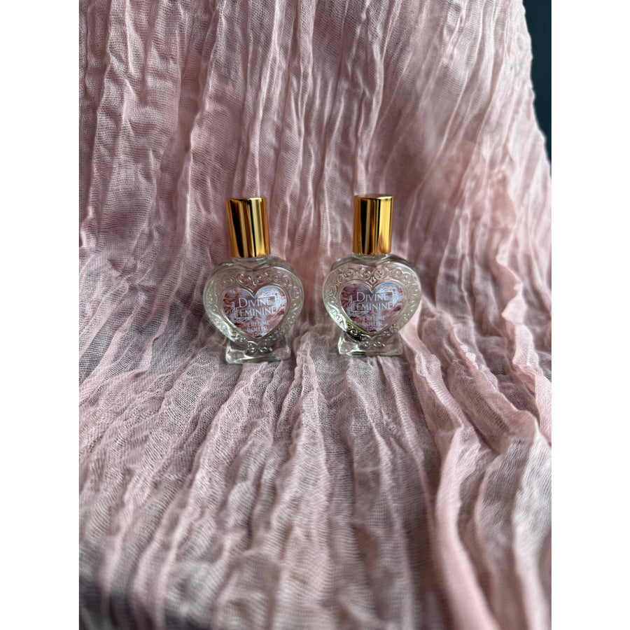 Divine Feminine Coconut Vanilla Crystal Perfume Roller 15ml LV9591