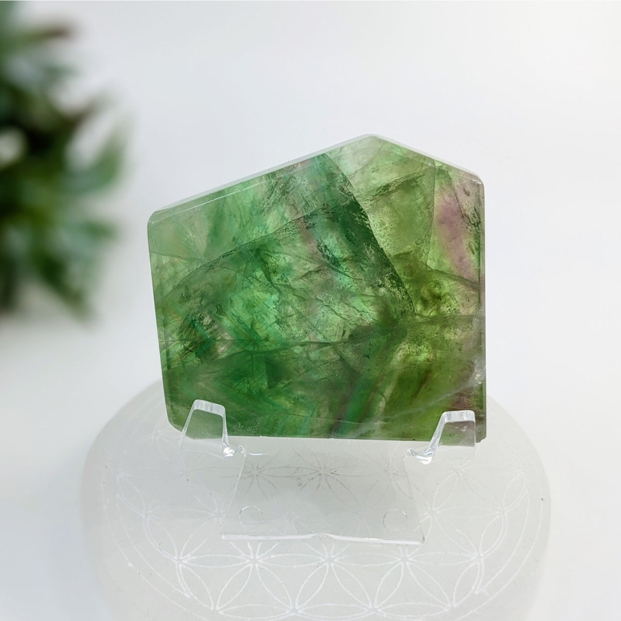 Translucent green fluorite crystal with geometric faces for item tier benefits #LV6924