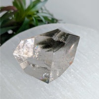 Garden Quartz 1.75’’ Geo Cut Pebble #LV8861 $69