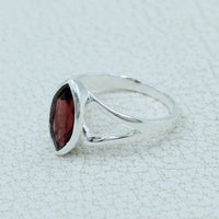 Garnet faceted marquise sterling silver ring BC0411