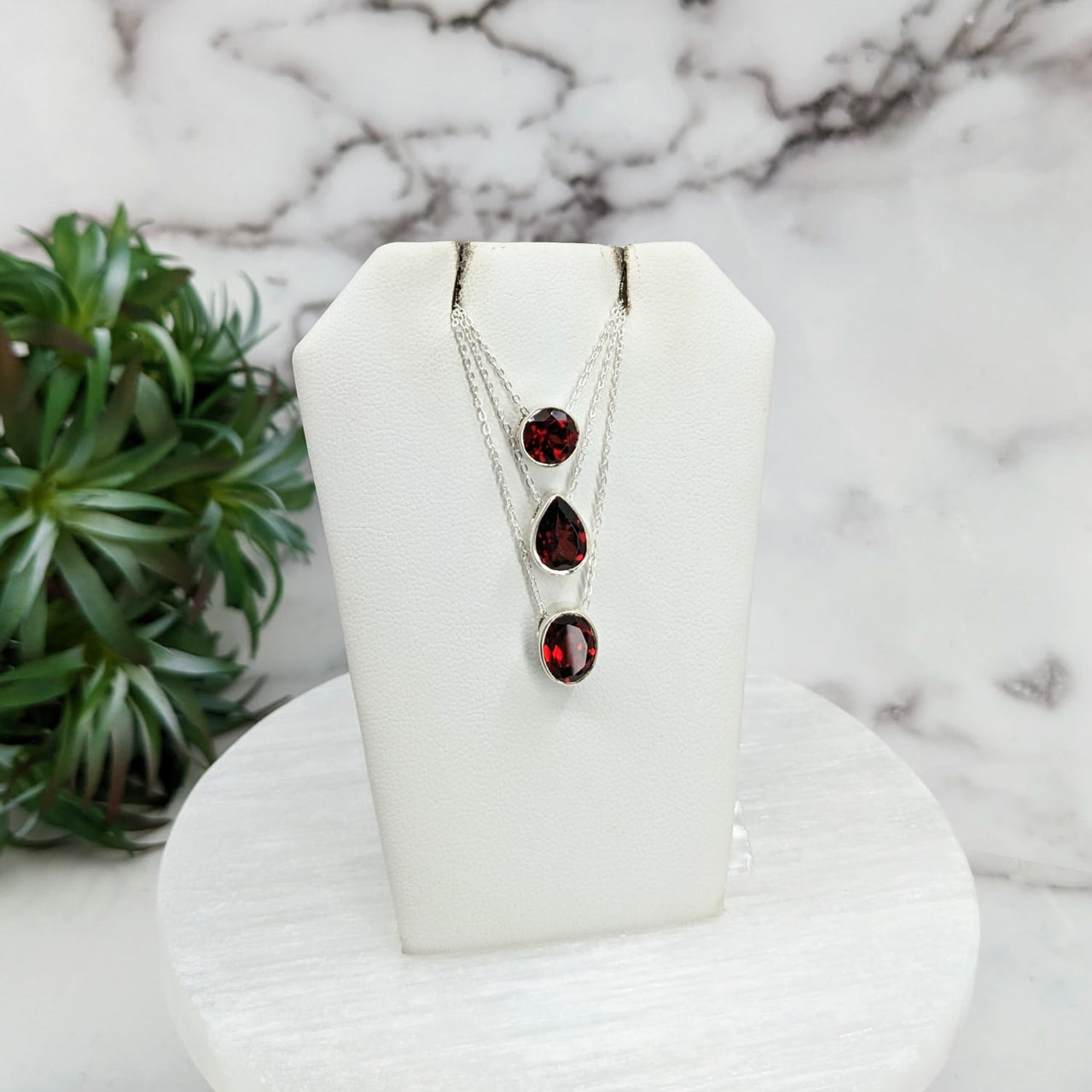 Garnet Faceted Necklace in Sterling Silver Slider Pendant on 18’ Chain #LV3250