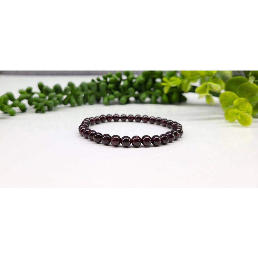 Burgundy beaded Garnet stretchable gemstone bracelet 6mm LV9516