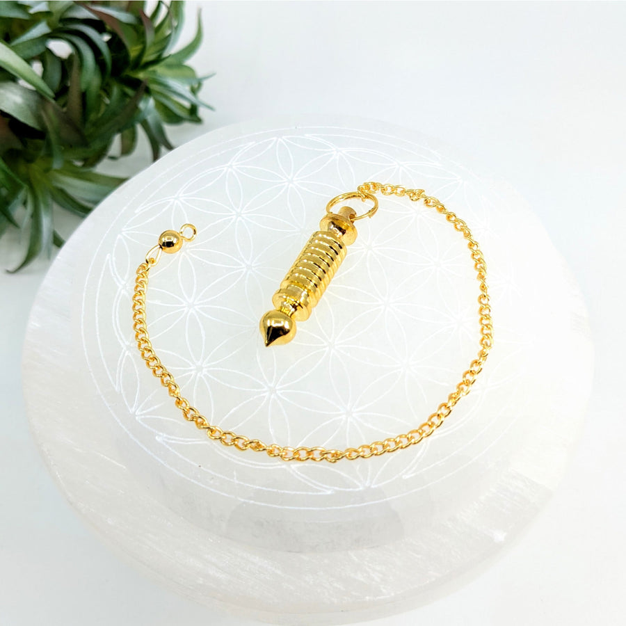Gold-plated chain bracelet with cylindrical charm pendant in Gold Metal 1.4’’ Isis Pendulum