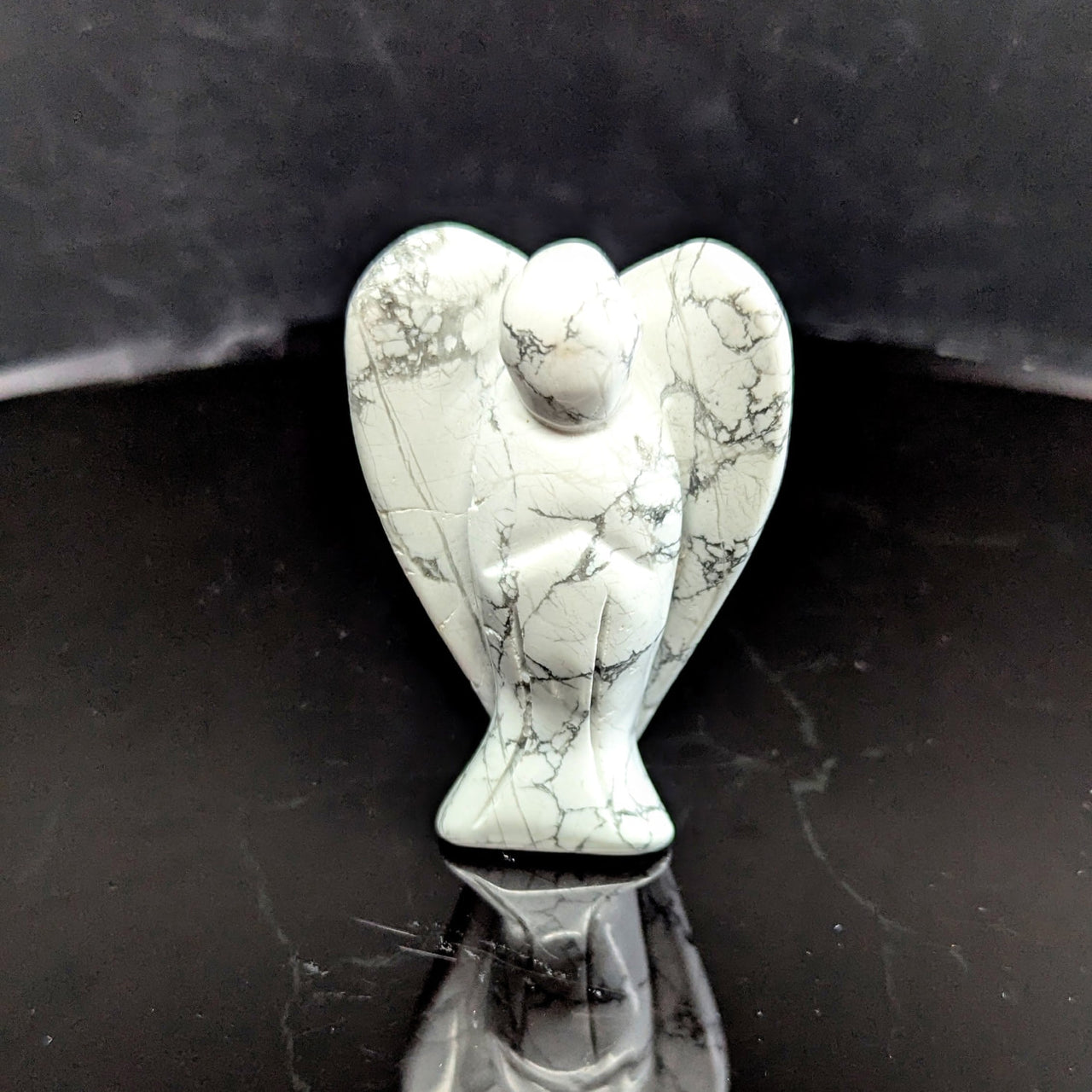 Howlite 3" Angel #BC1520