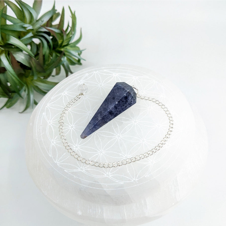 Iolite 1 - 2’’ Pendulum #LV5643 - $15
