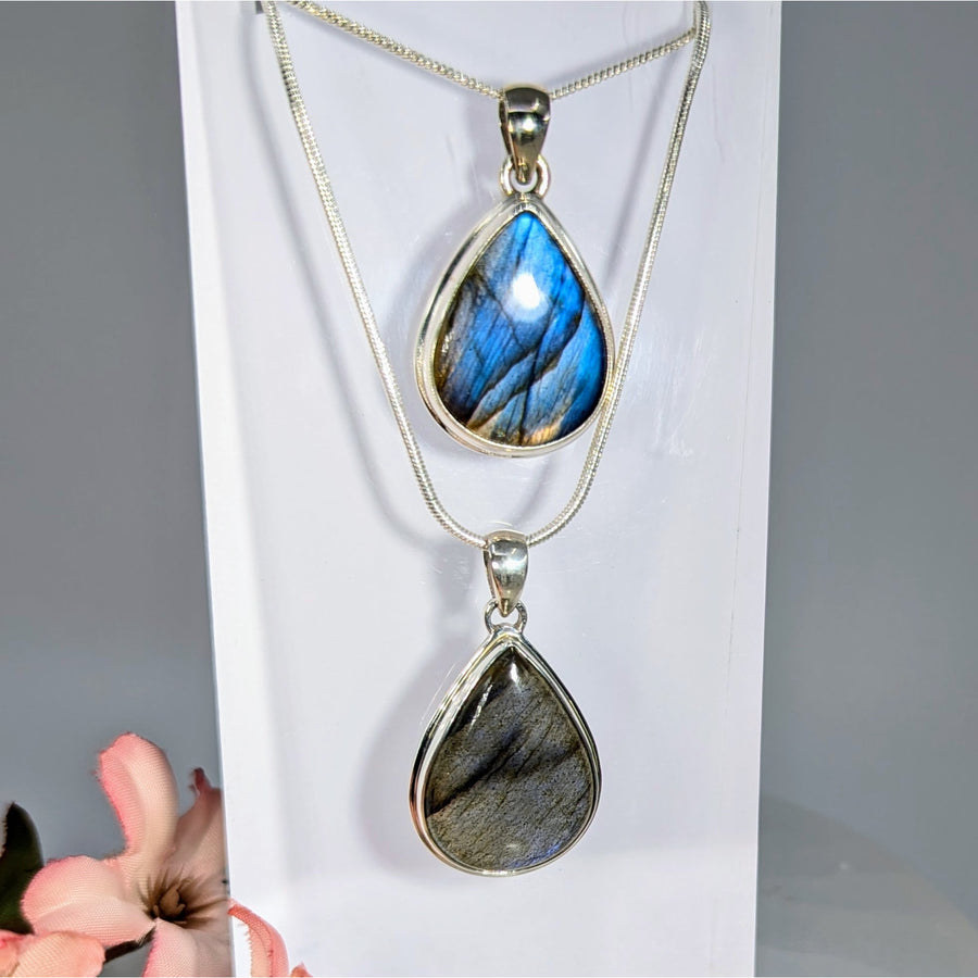 Labradorite 1’’ Teardrop Pendant S.S. #LV9710
