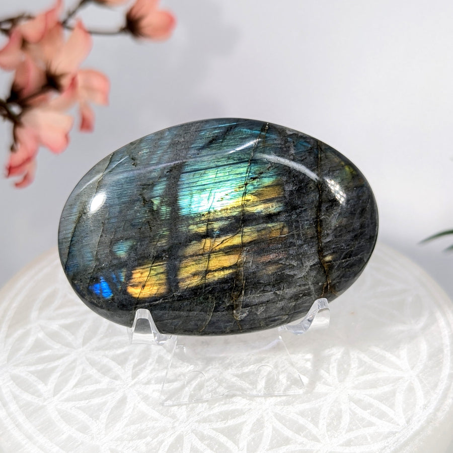 Iridescent Labradorite Palm Stone 2.6 inches for healing and meditation relaxation