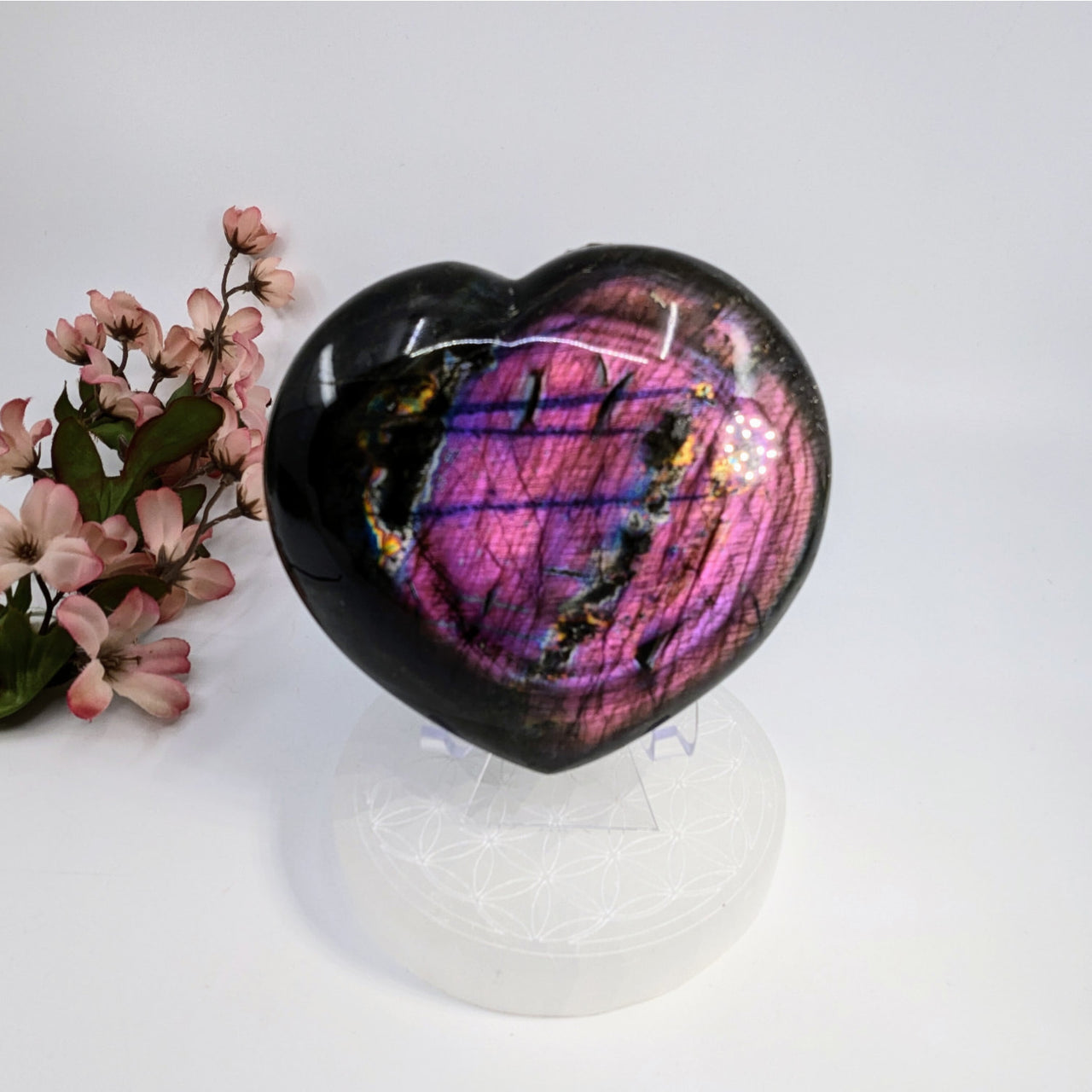 Heart-shaped Labradorite crystal with purple and pink iridescence in 3.9’’ polished heart