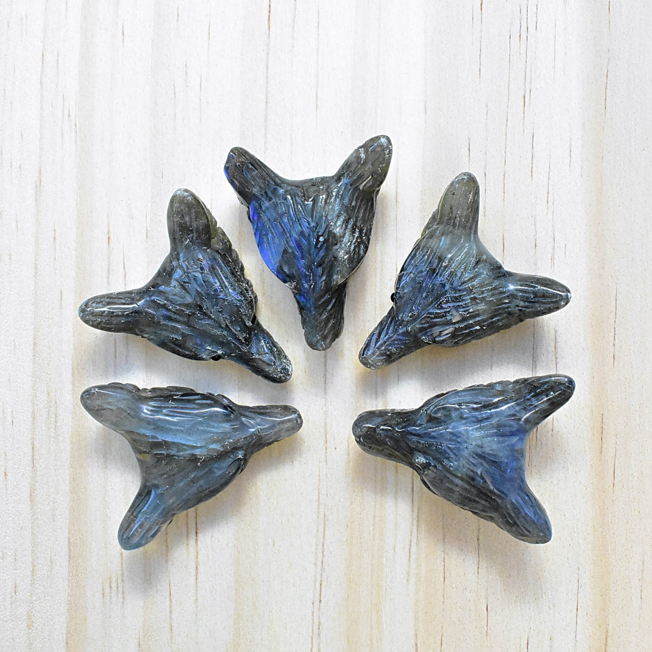 Five labradorite carved wolf head charms on 18’’ necklace LV9195