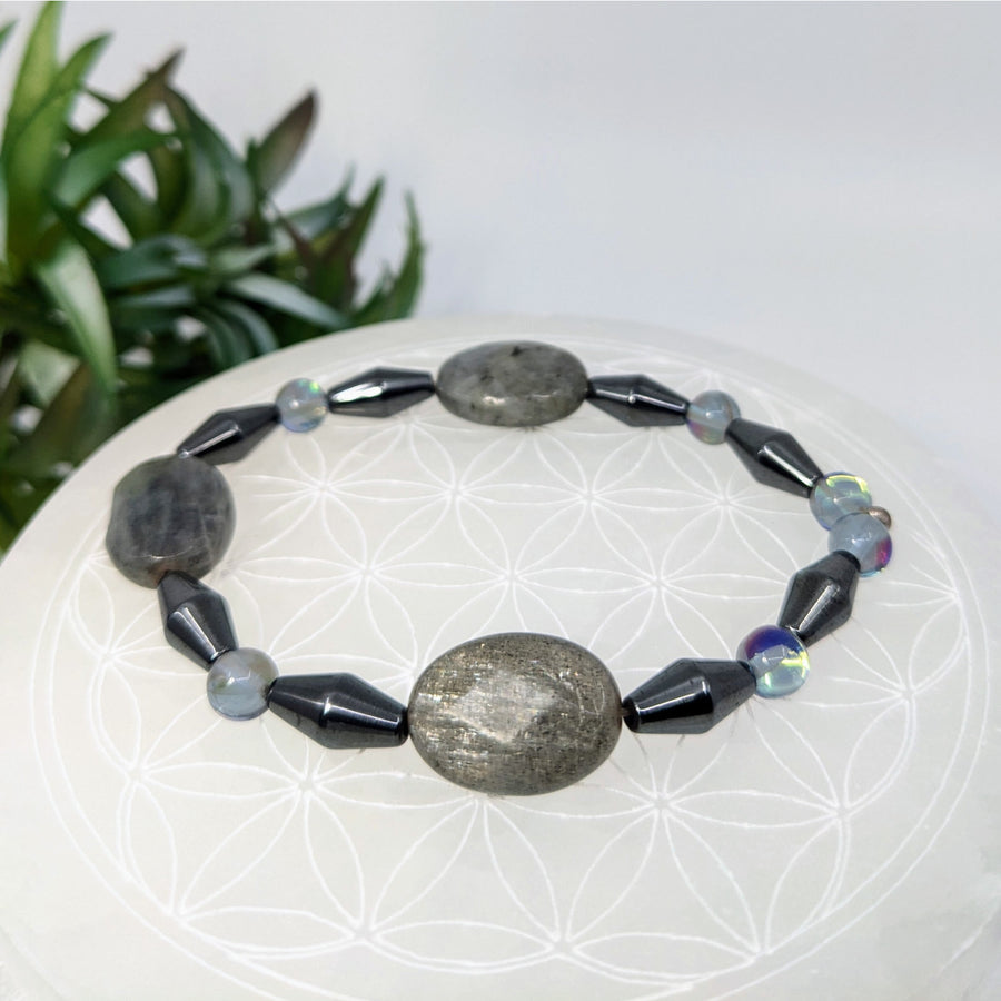 Beaded bracelet with Pyrite stones from Labradorite & Hematite 7-inch jewelry collection