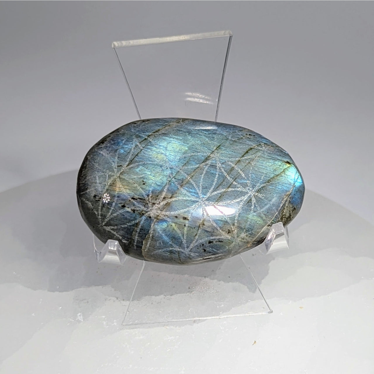 Labradorite Palm 2’’ w Flower of Life Etching #LV9417 $25