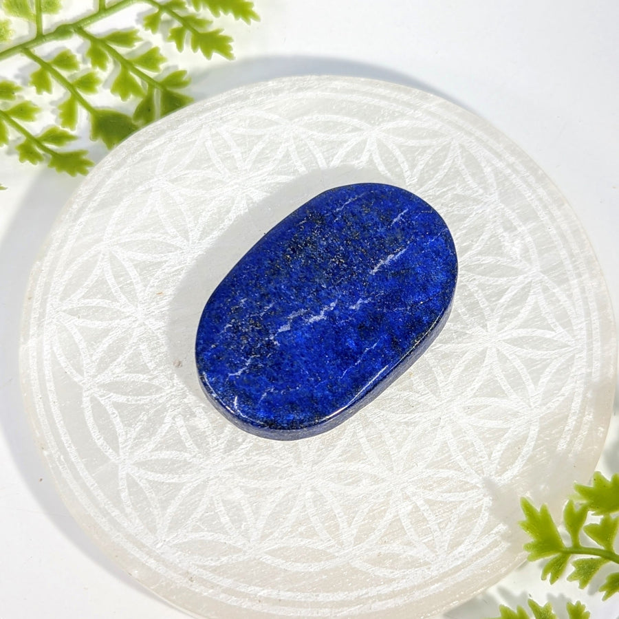 Smooth oval lapis lazuli 2.3 inch palm stone BC1160 with golden flecks