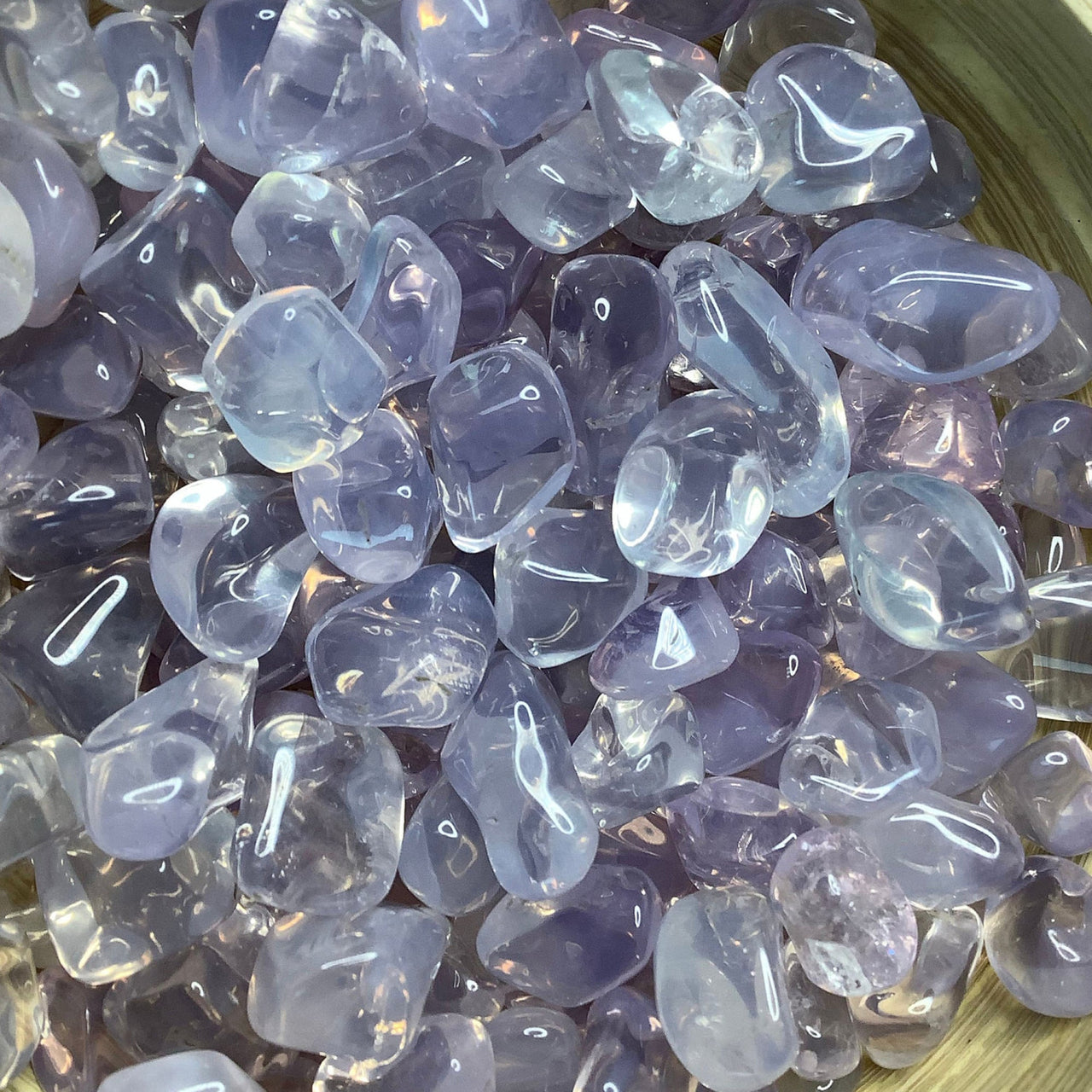 Lavender Gem Quartz Tumbled Stone (20gm) #SK2184