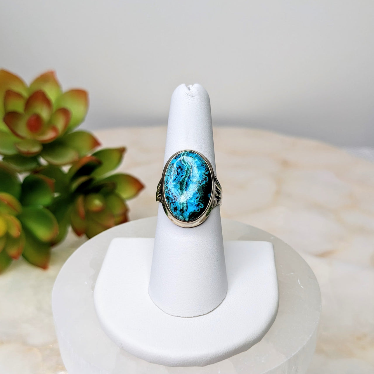 Malacholla Oval Ring Sz 7 #LV4852 featuring a stunning blue stone center