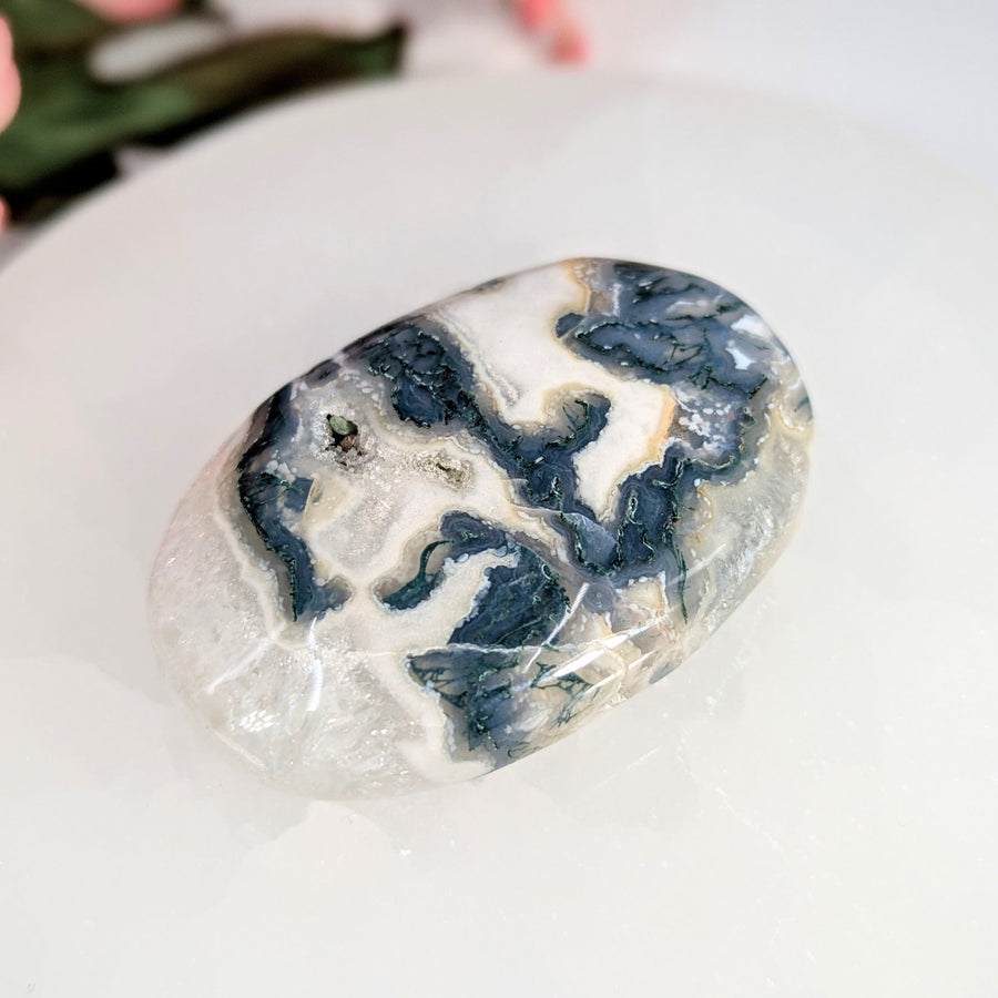 Moss Agate 2.2’’ Palm Stone #LV8949 - $25