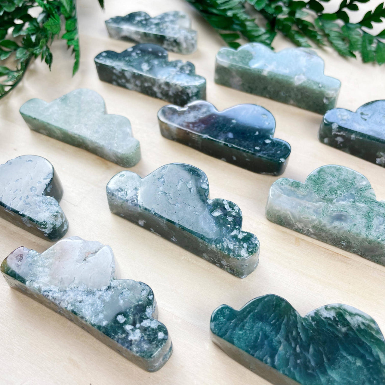 Cloud-shaped jadeite Moss Agate carving #LV9099 with green and white veining