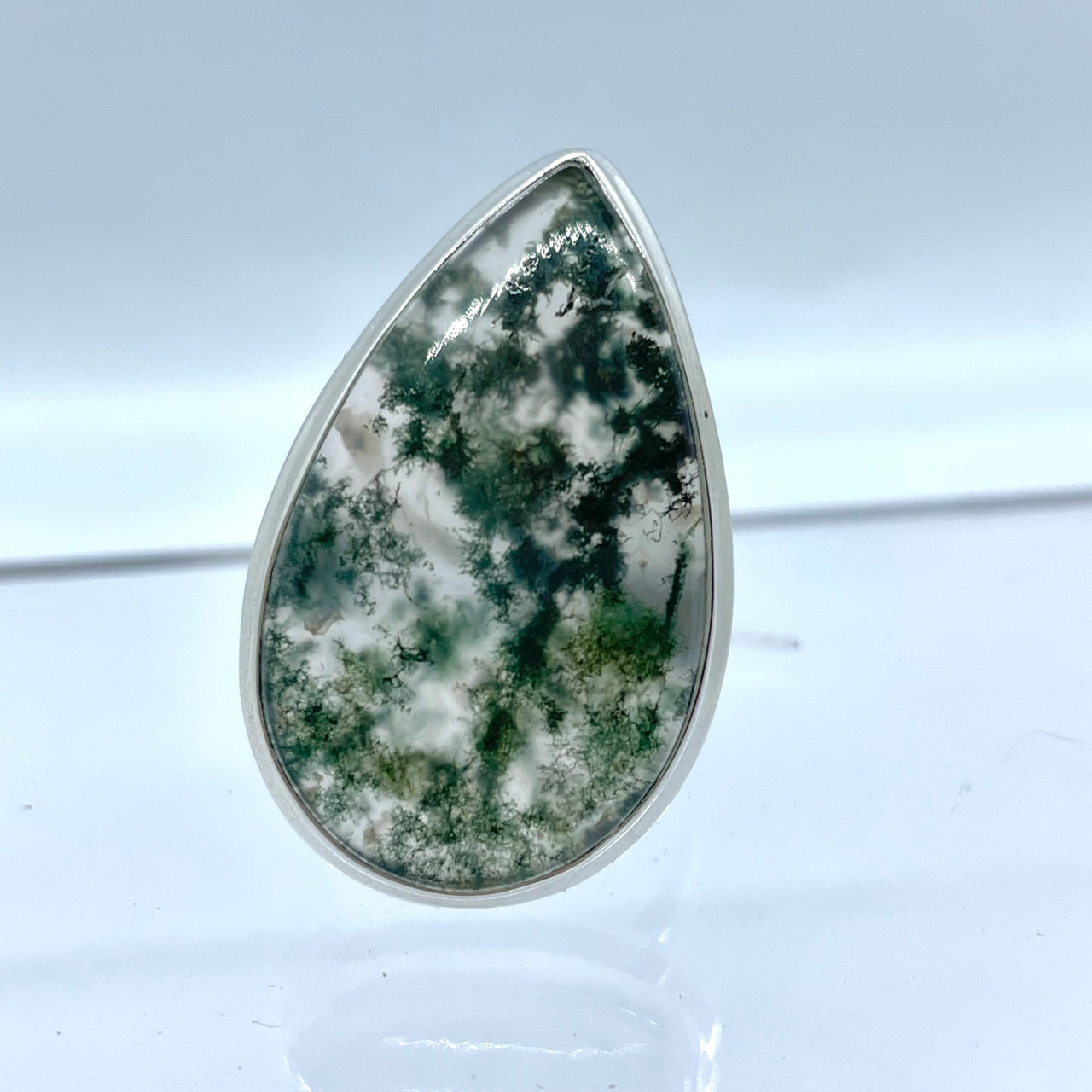 Teardrop-shaped moss agate gemstone in a silver bezel for Moss Agate S.S Ring #J718