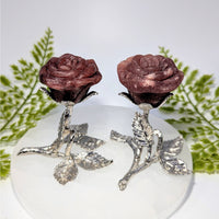 Pink aventurine 2.75’’ rose on stem stand #BC0830 with burgundy petals and silver stems