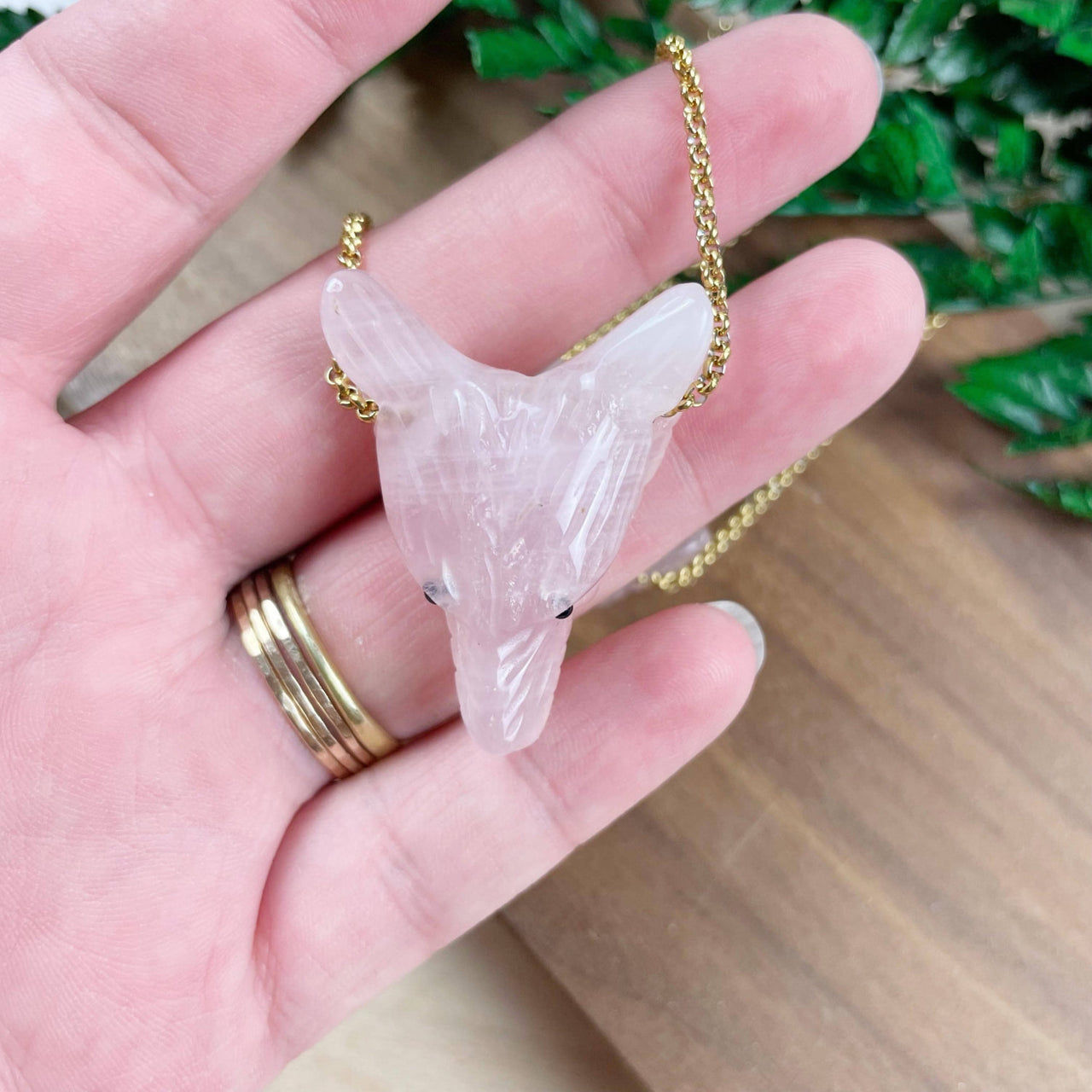Delicate pink rose quartz fox head pendant on 18’’ gold chain LV9196
