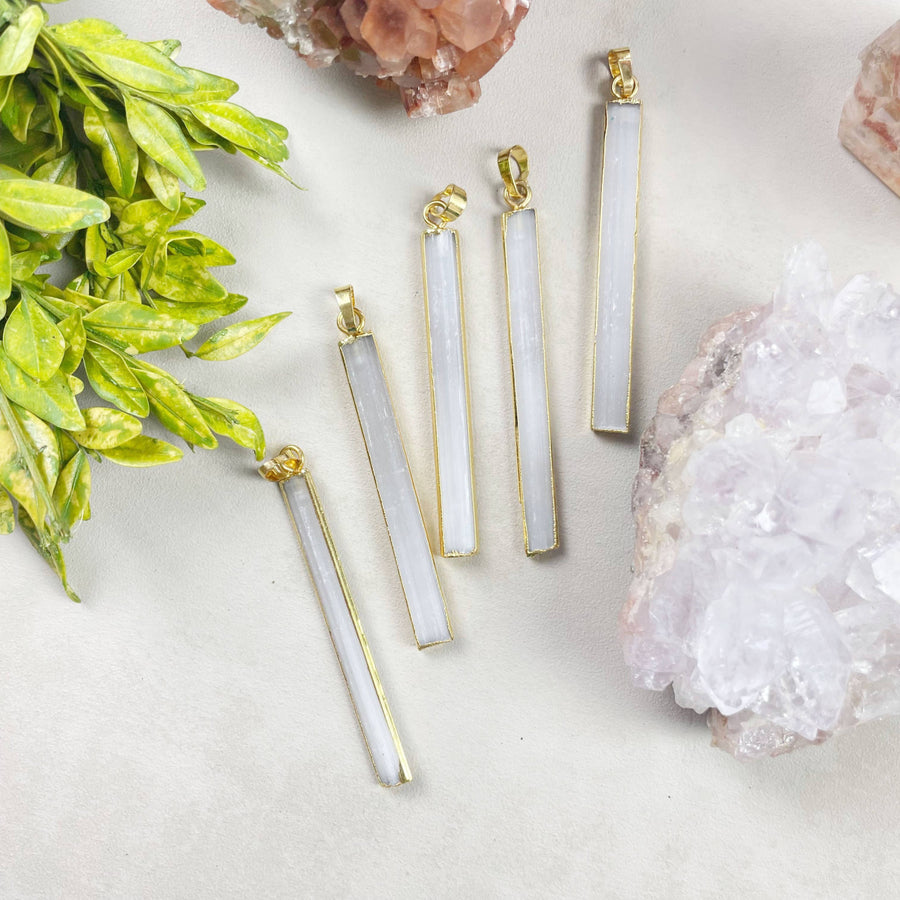 Gold-toned Selenite Bar 18’’ Necklace with Frosted White Stone Charms #LV9396