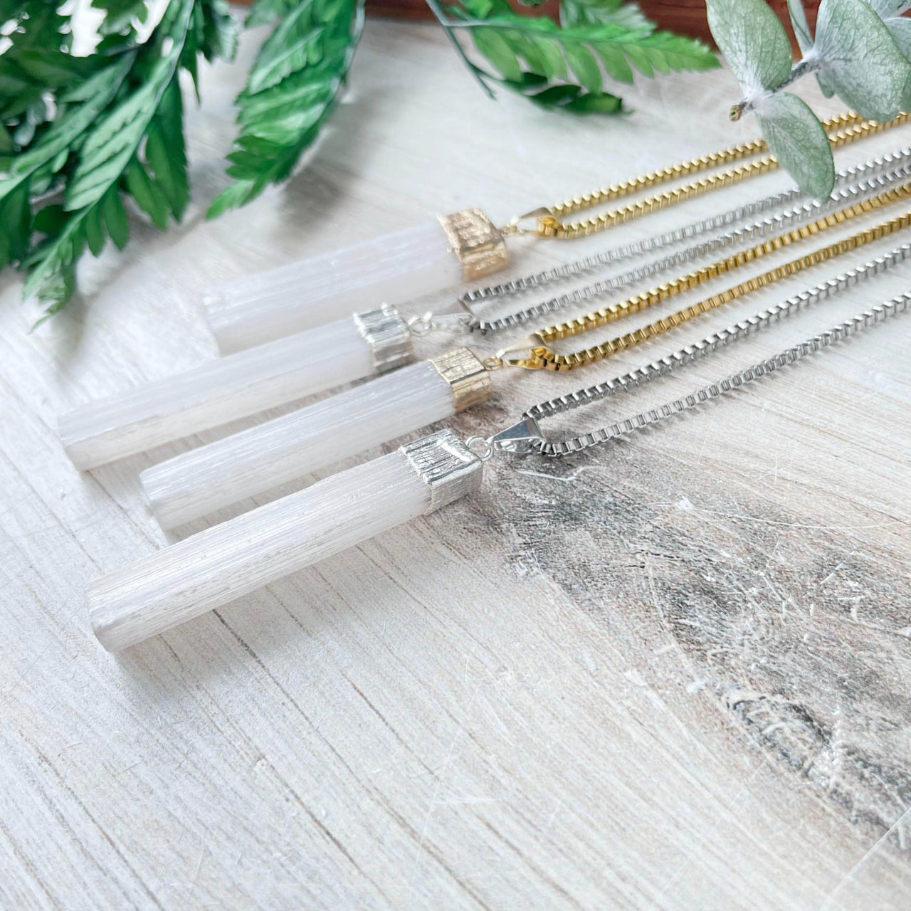 Clear translucent selenite crystal pendant necklace with gold silver clasps LV9192