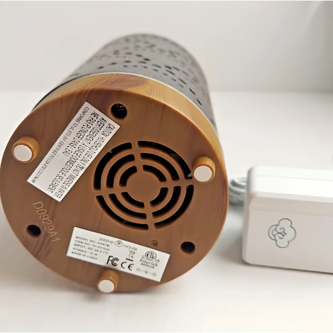 Serene House metallic cylinder ultrasonic oil diffuser with engraved vented base