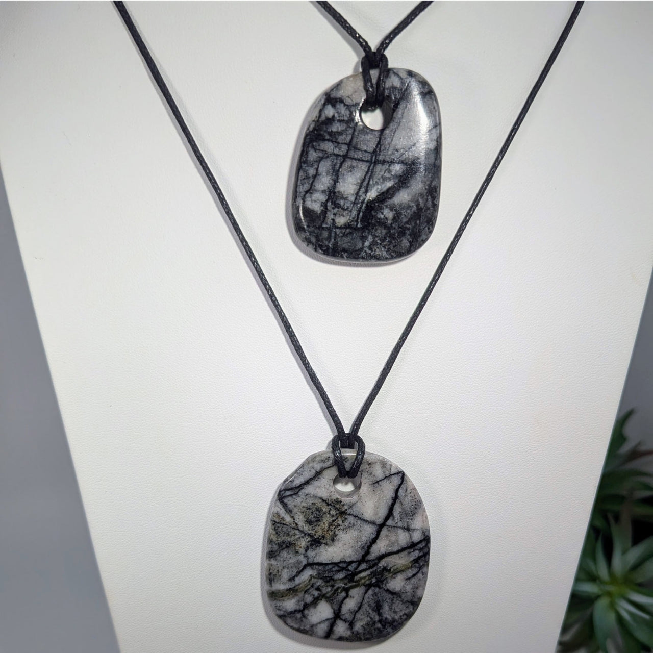 Spiderweb Jasper 14 27’’ Pendant on Black Cord #LV9454 $28