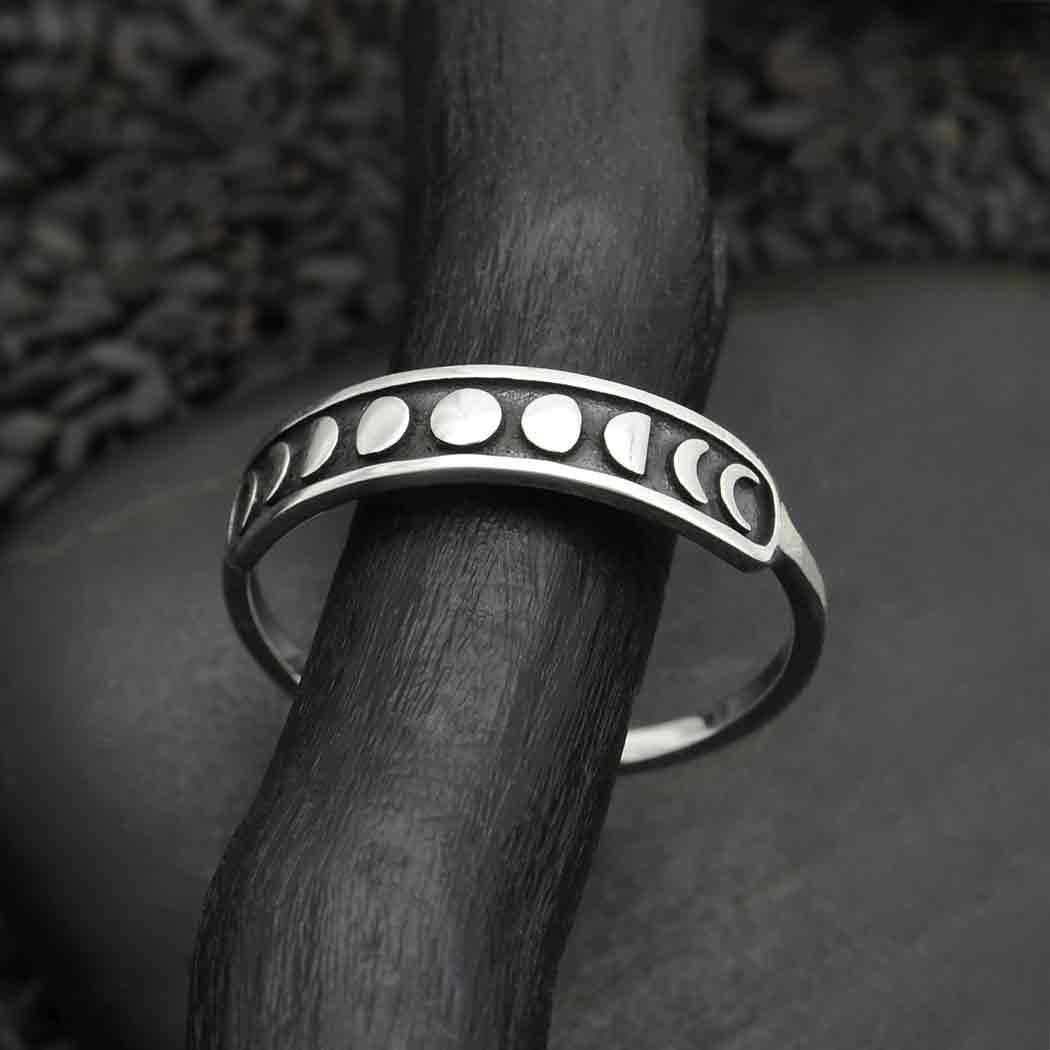 Sterling Silver Moon Phases Ring LV9573 with white accents
