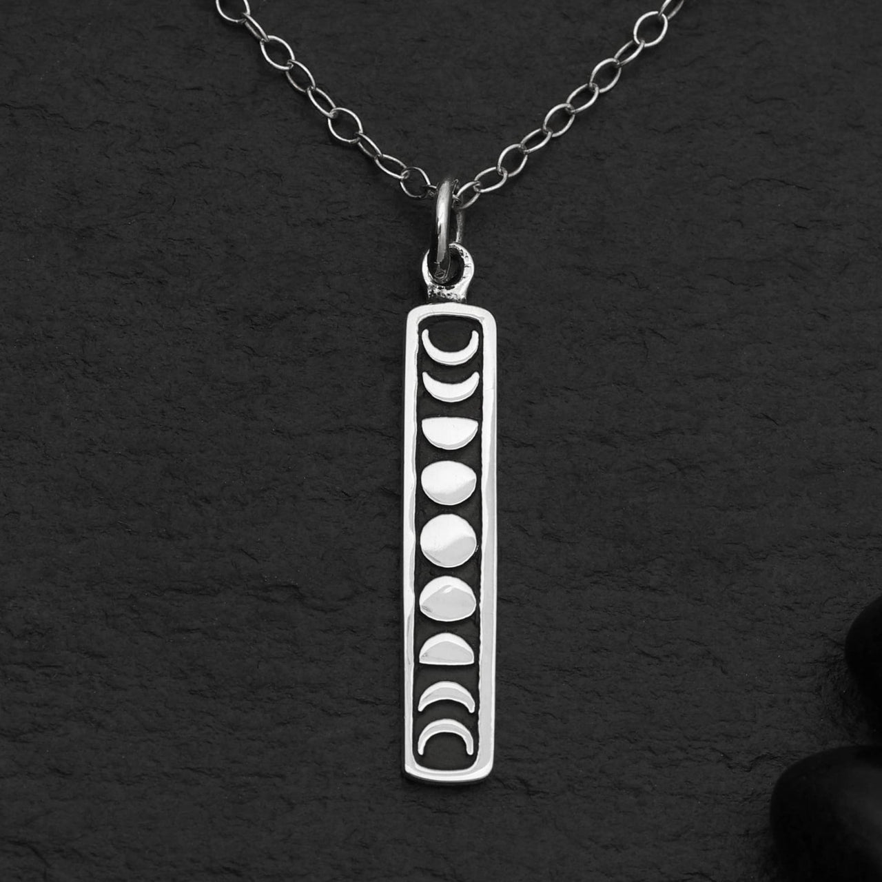 Sterling silver vertical moon phase necklace LV9574 on chain
