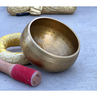 Golden singing bowl from Tibetan Brass Gong Meditation Set LV7338